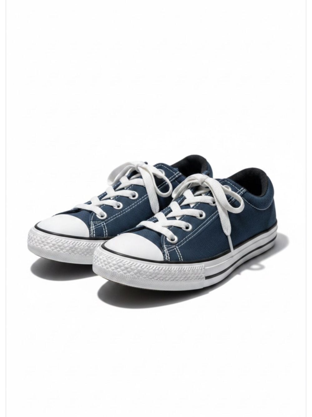 Classic Converse Low-Top High Street Canvas Sneakers in Navy and White Sz 4